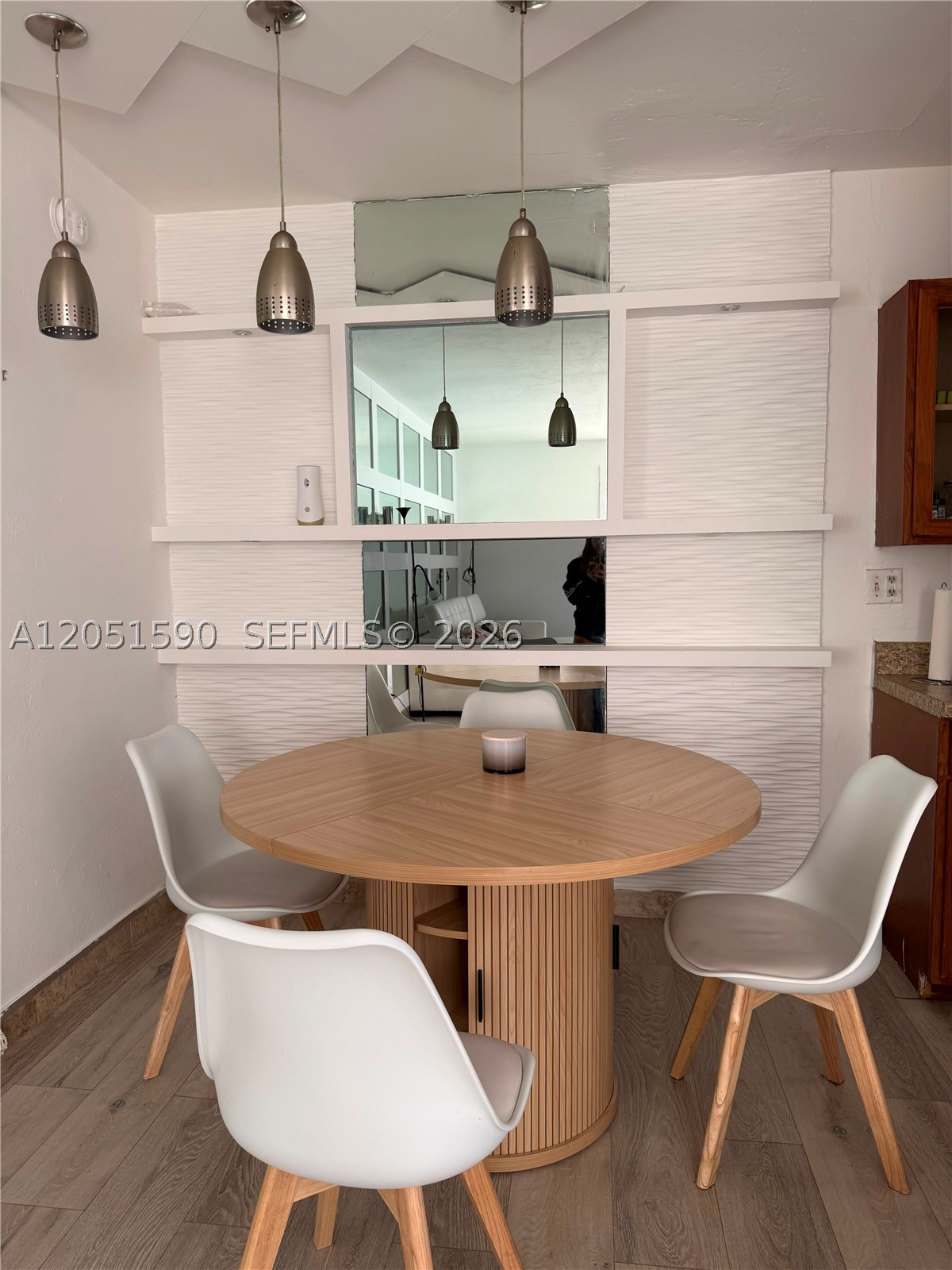 VILLA ELENA CONDO - Residential