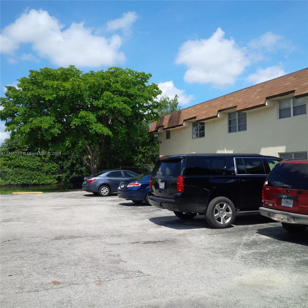 NOVA LAKES - Residential Lease