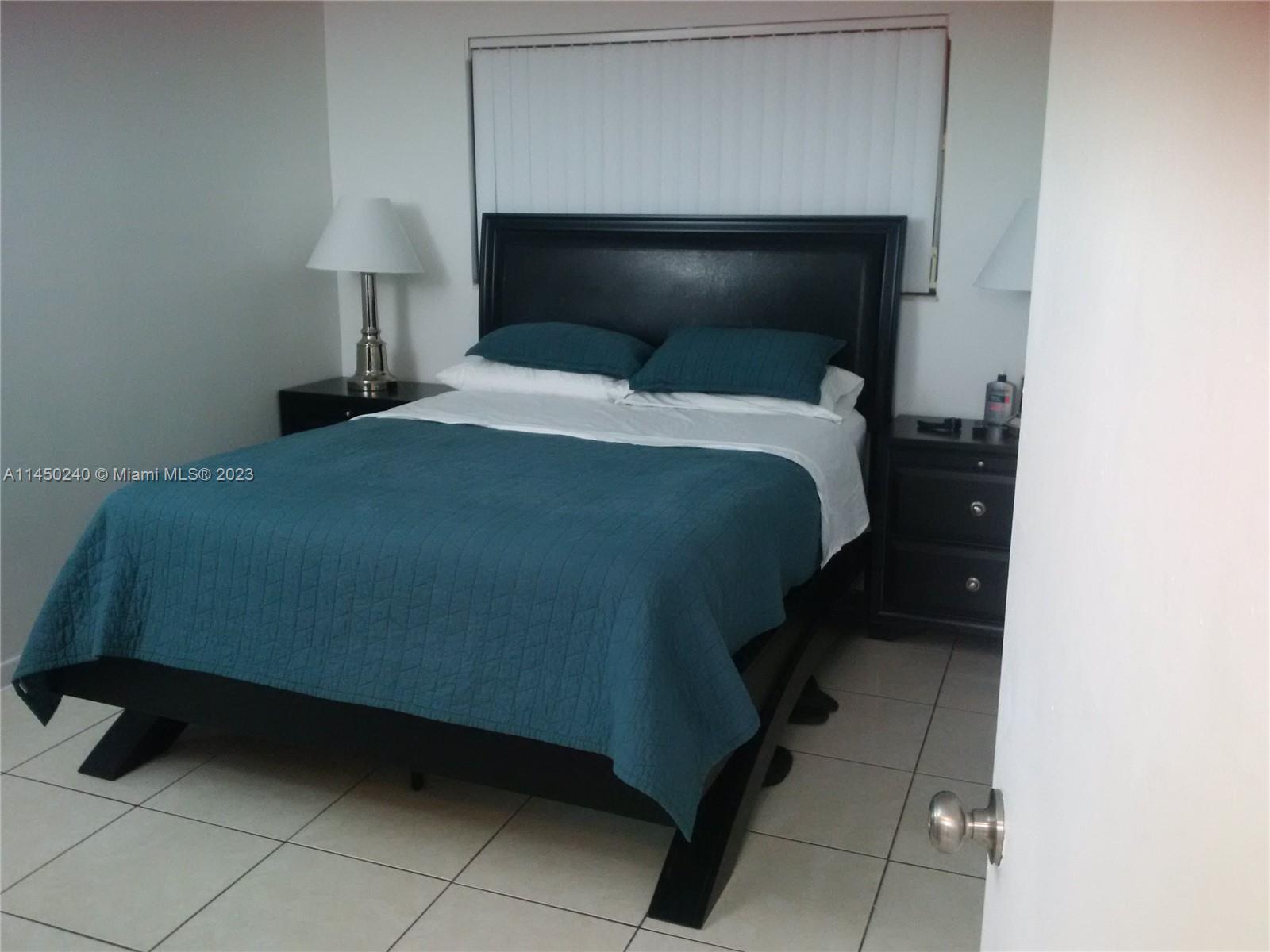 NOVA LAKES - Residential Lease