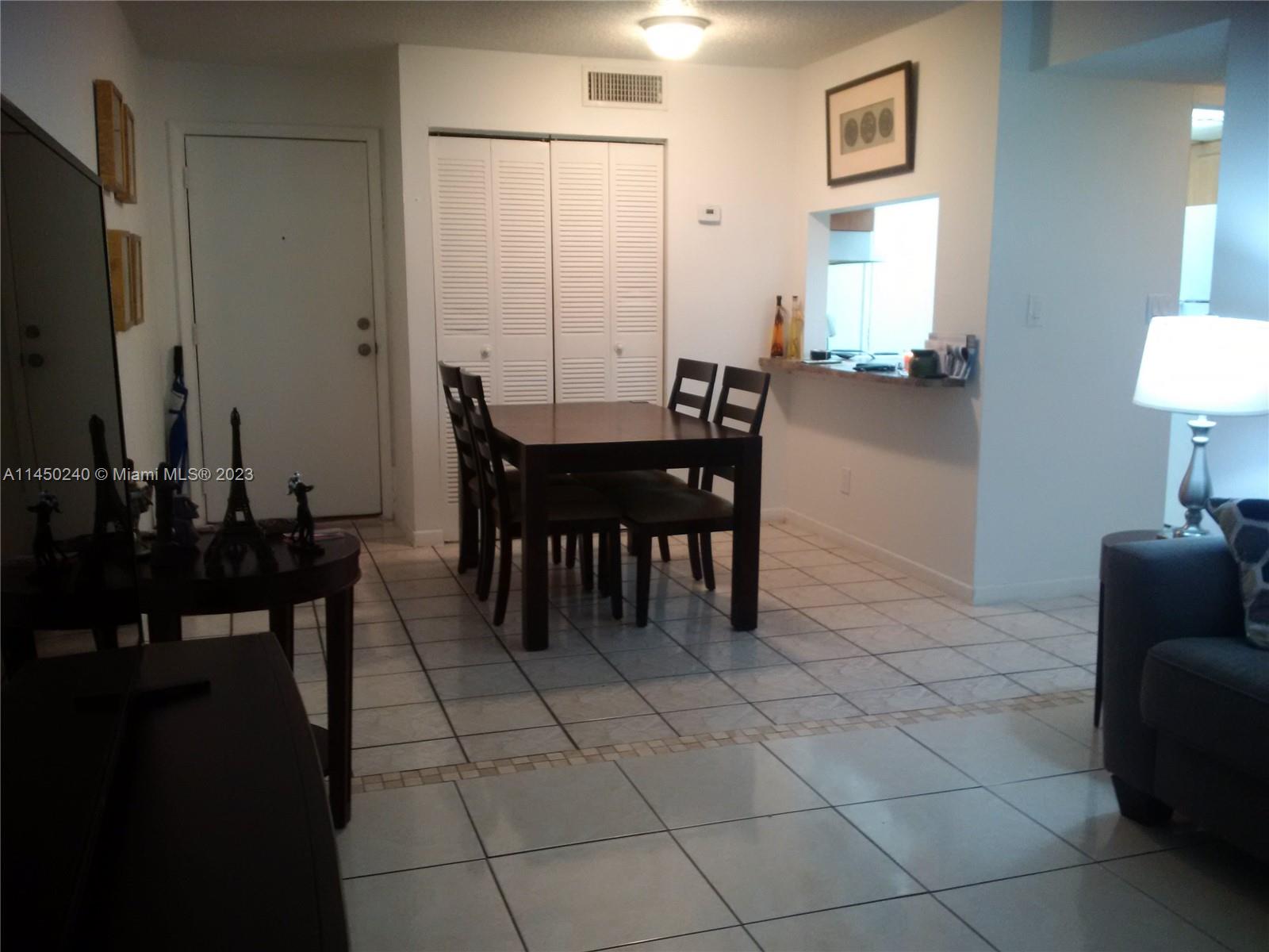 NOVA LAKES - Residential Lease
