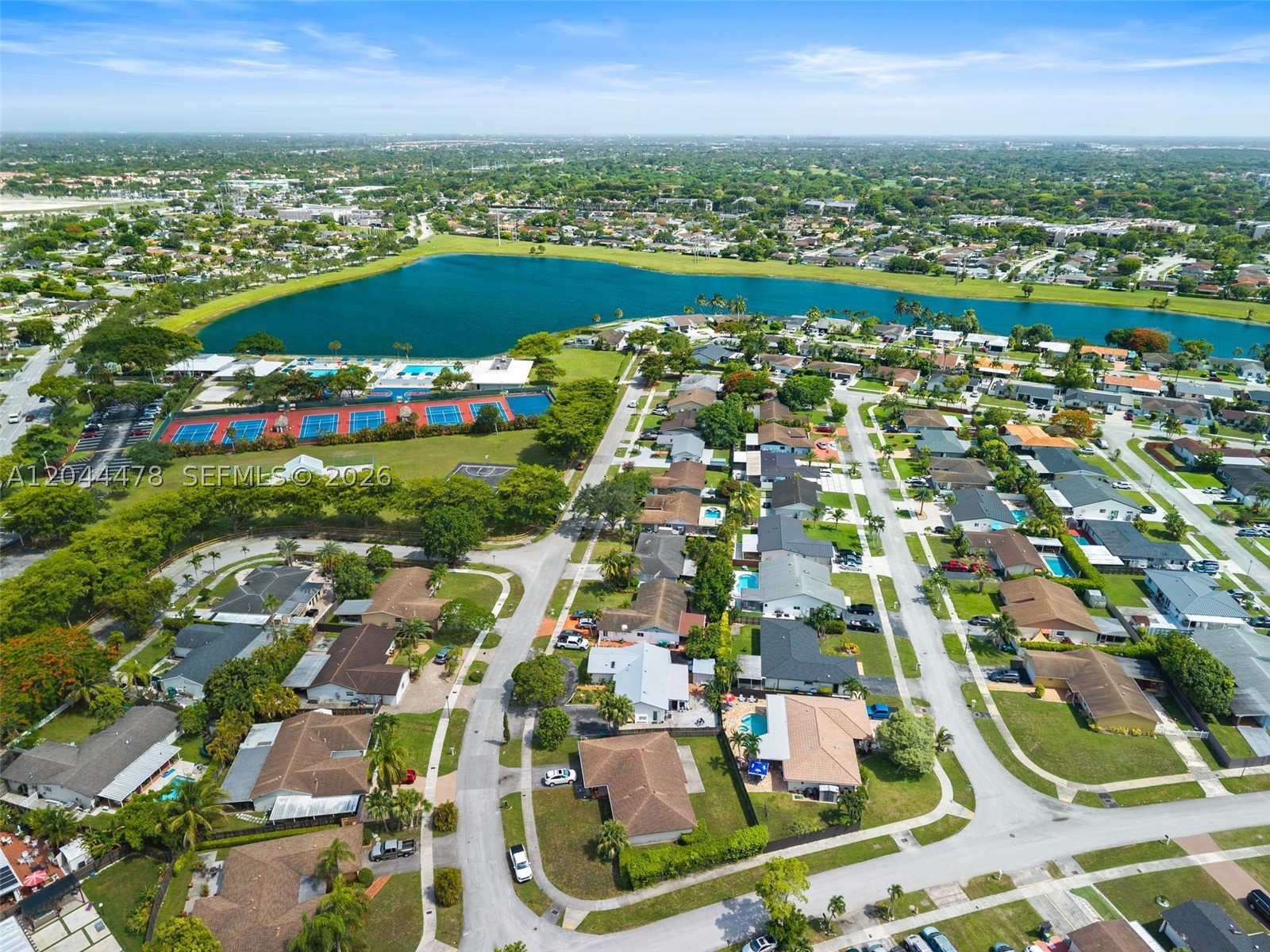 WINSTON PARK UNIT 7 - Residential