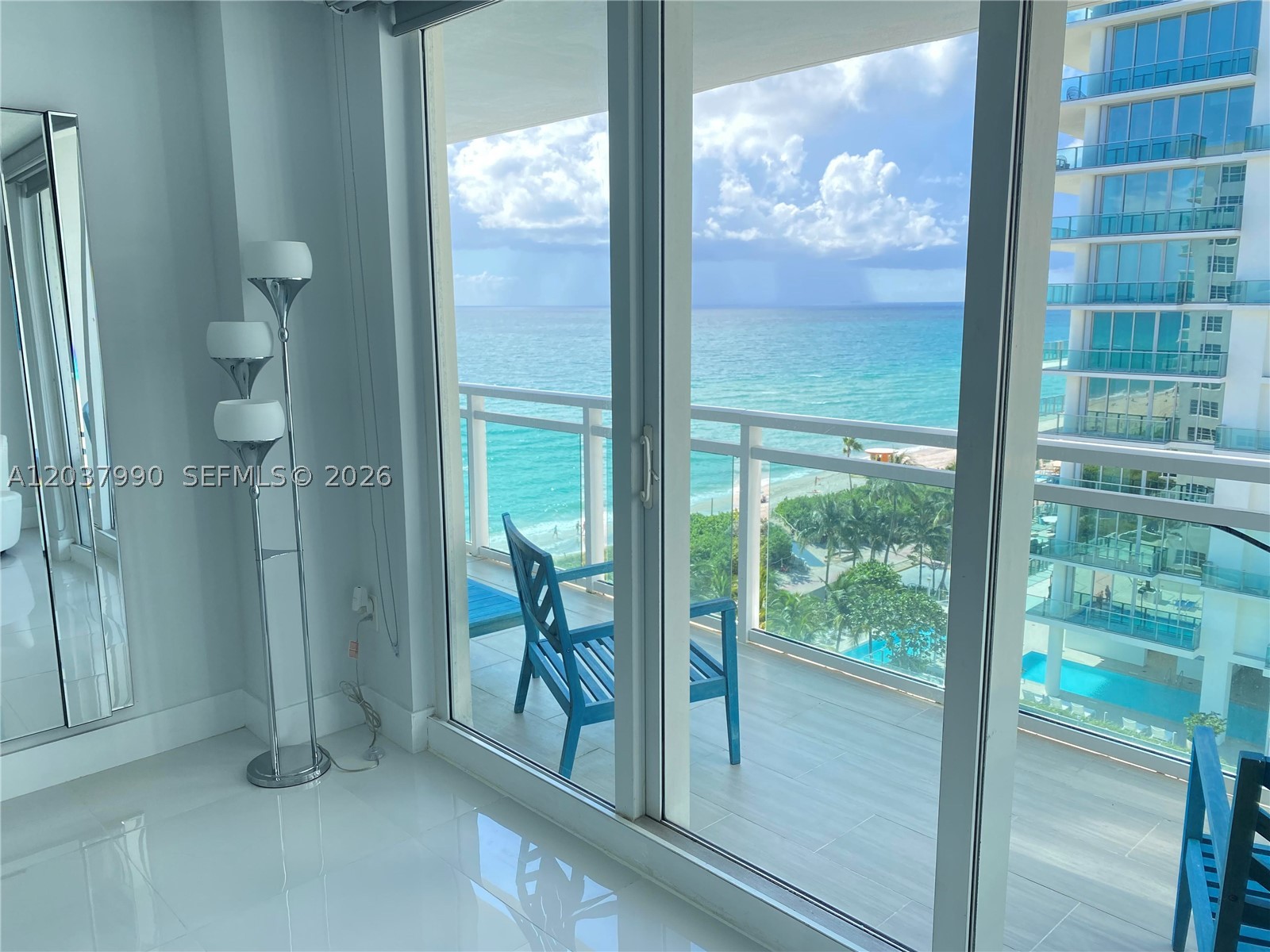 THE COLLINS CONDO - Residential Lease