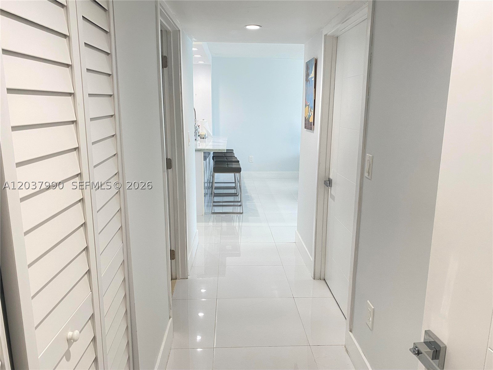 THE COLLINS CONDO - Residential Lease