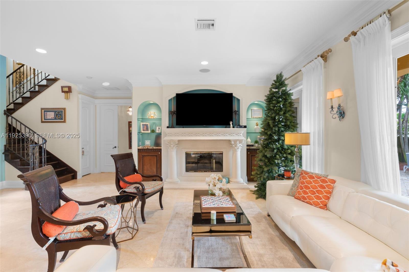 HILLSBORO SHORES SEC - Residential