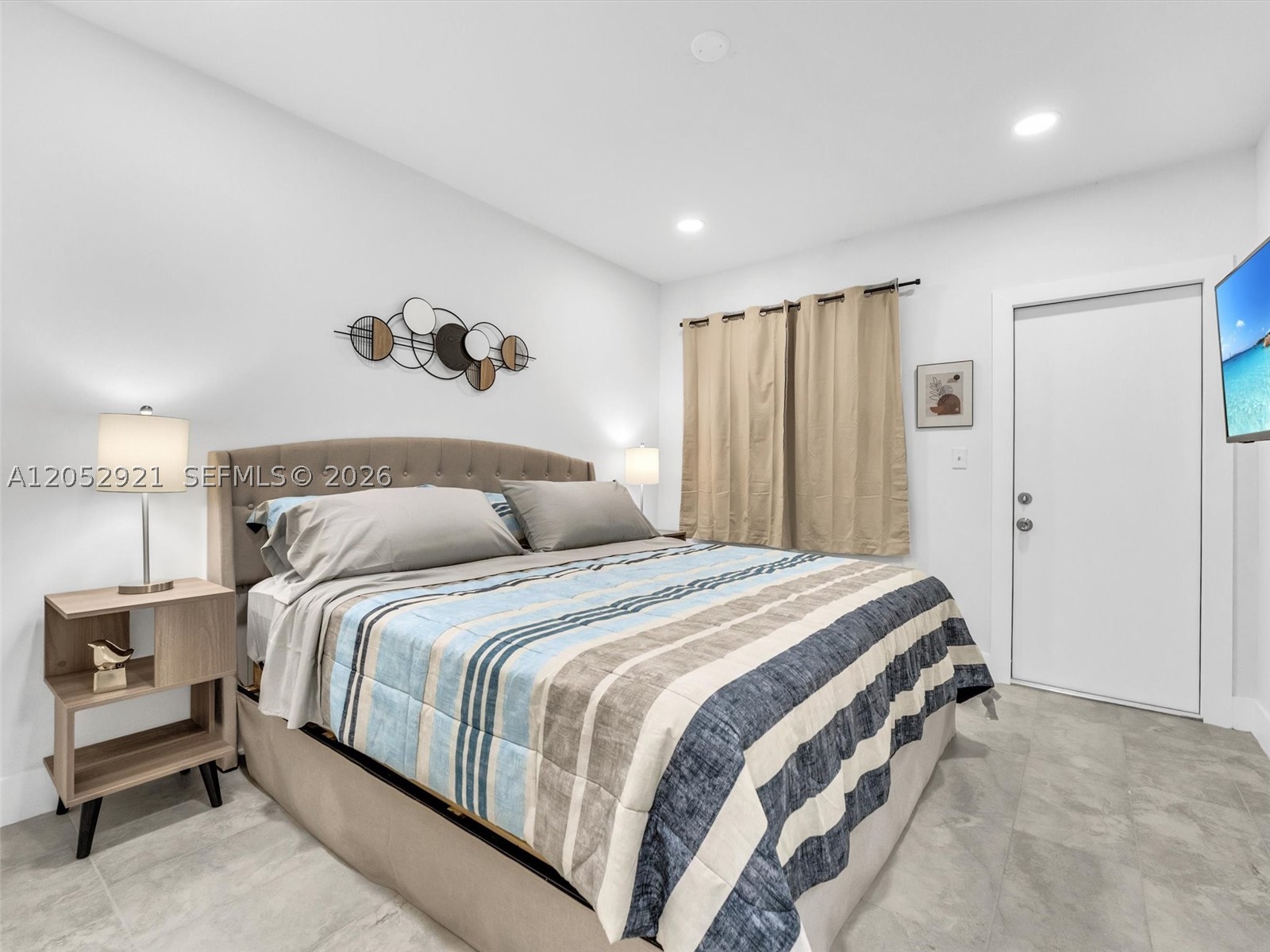 FLOREE - Residential Lease