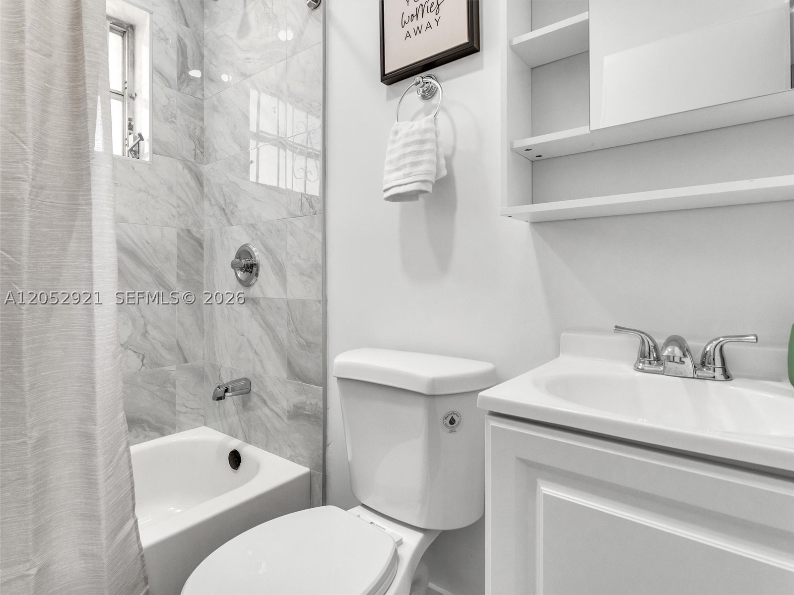 FLOREE - Residential Lease