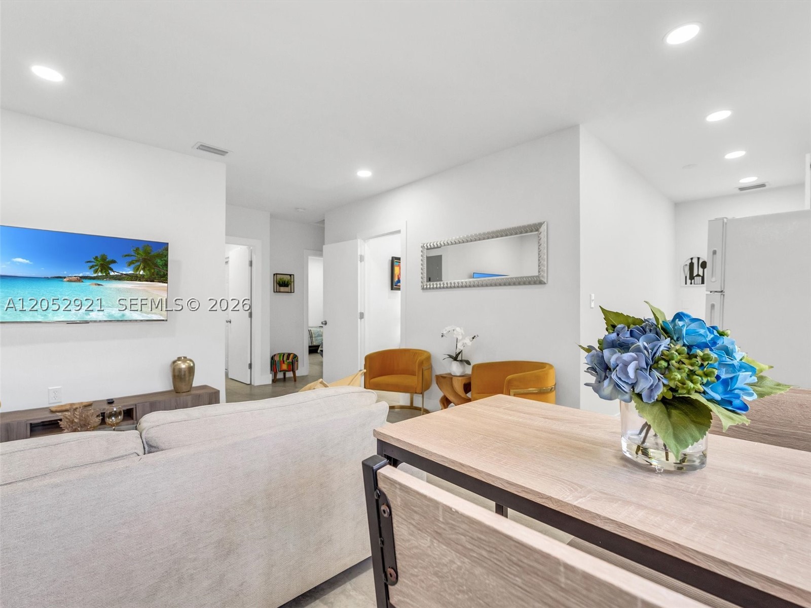 FLOREE - Residential Lease