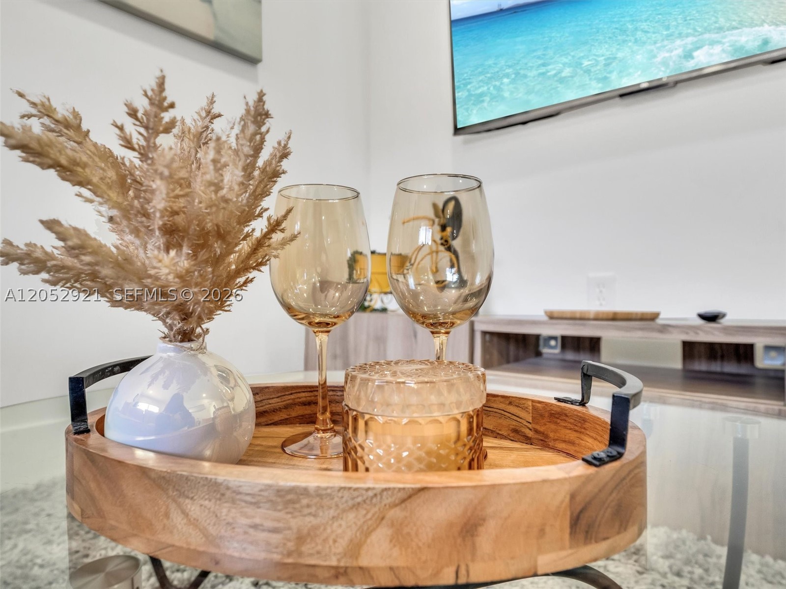 FLOREE - Residential Lease