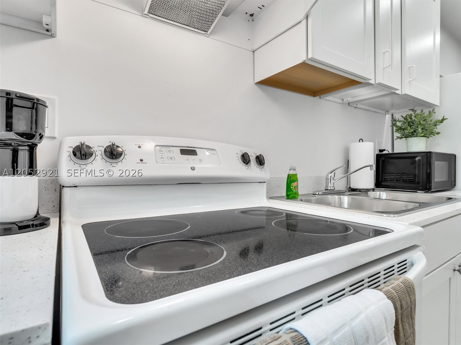 FLOREE - Residential Lease