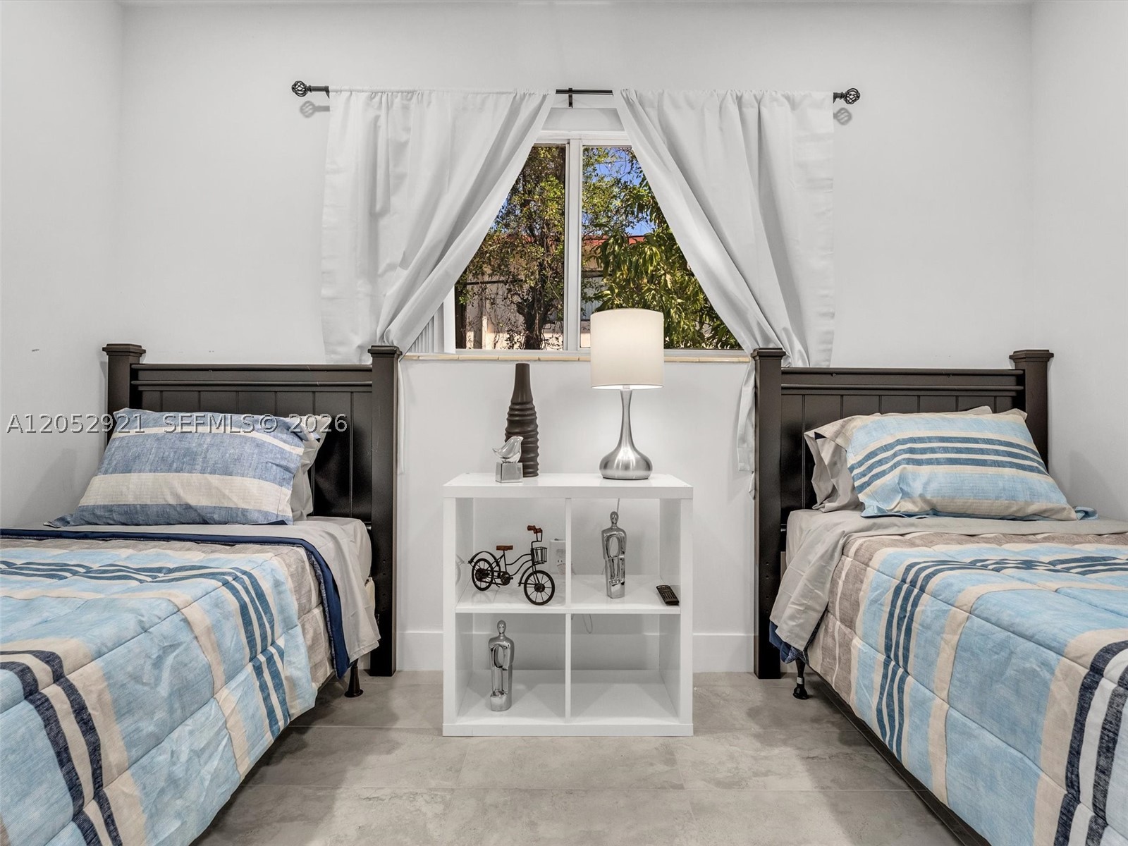 FLOREE - Residential Lease