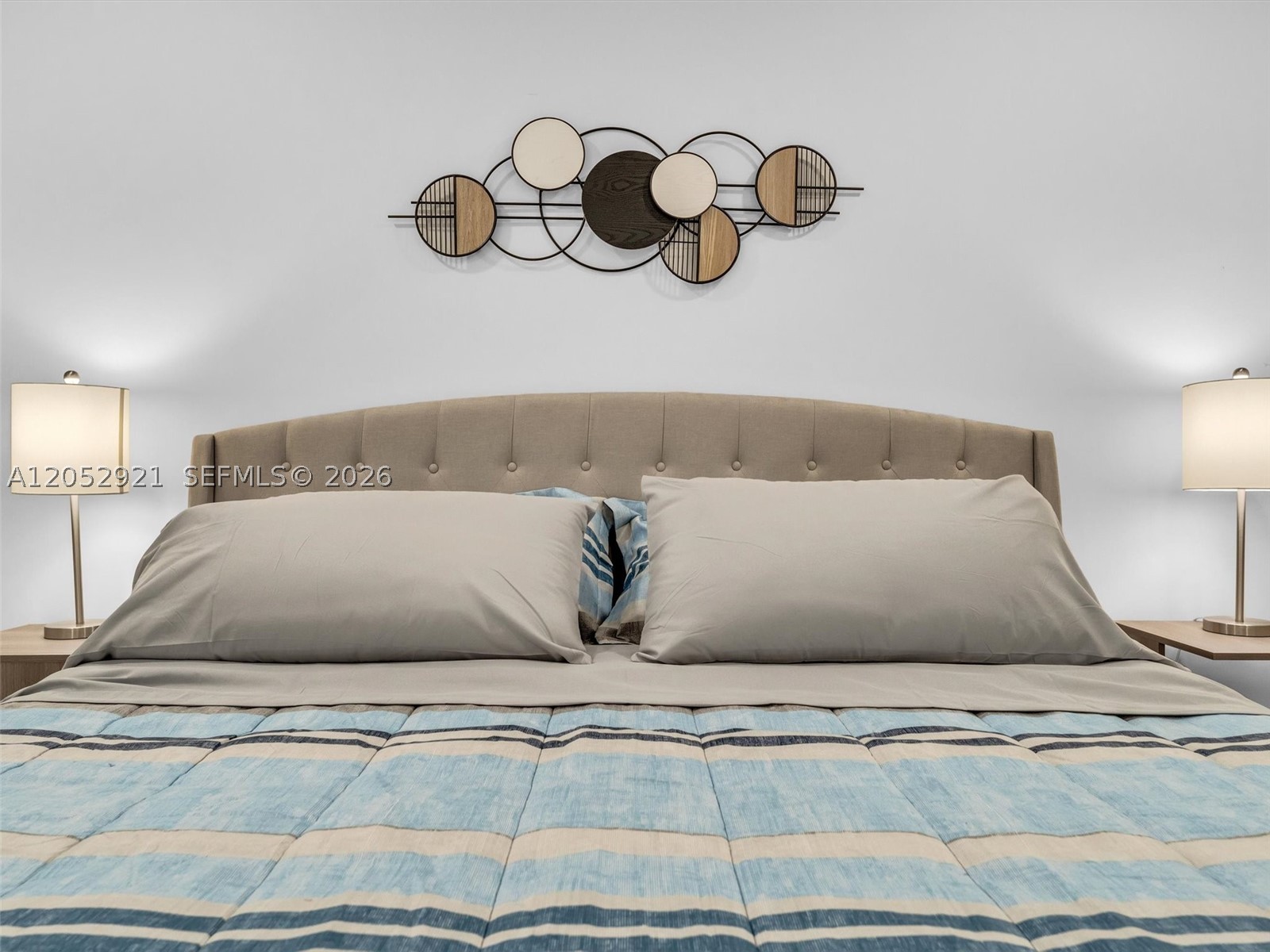 FLOREE - Residential Lease