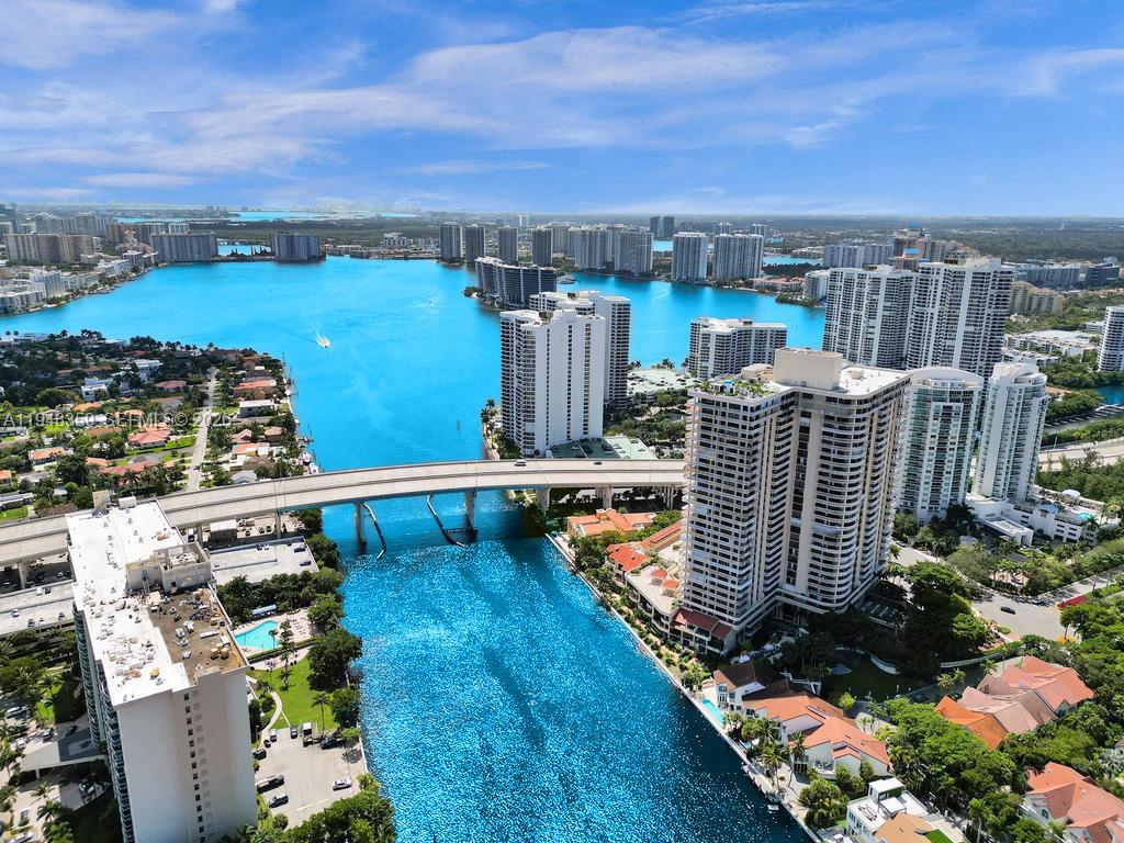 TURNBERRY TOWERS CONDO - Residential