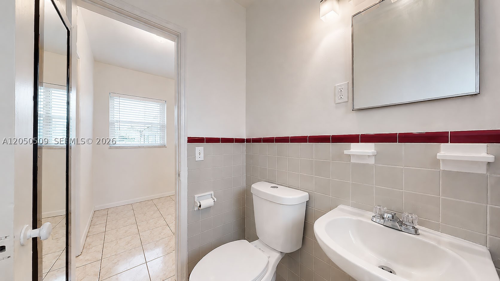 SILVER BLUFF EST SEC C - Residential Lease
