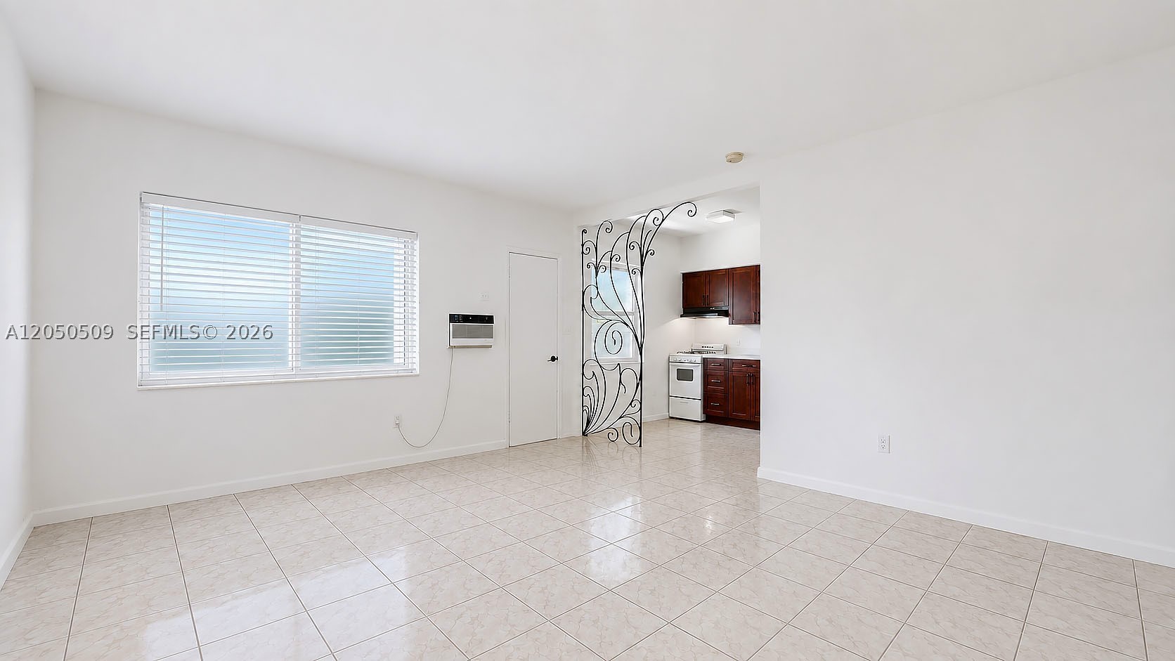 SILVER BLUFF EST SEC C - Residential Lease