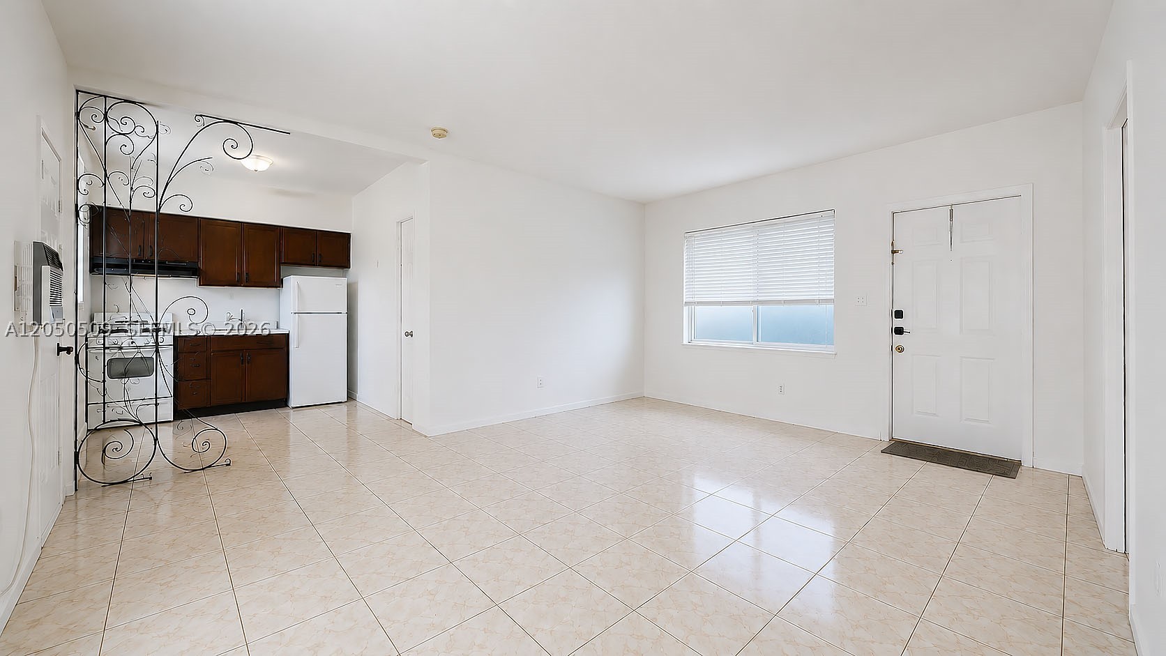 SILVER BLUFF EST SEC C - Residential Lease