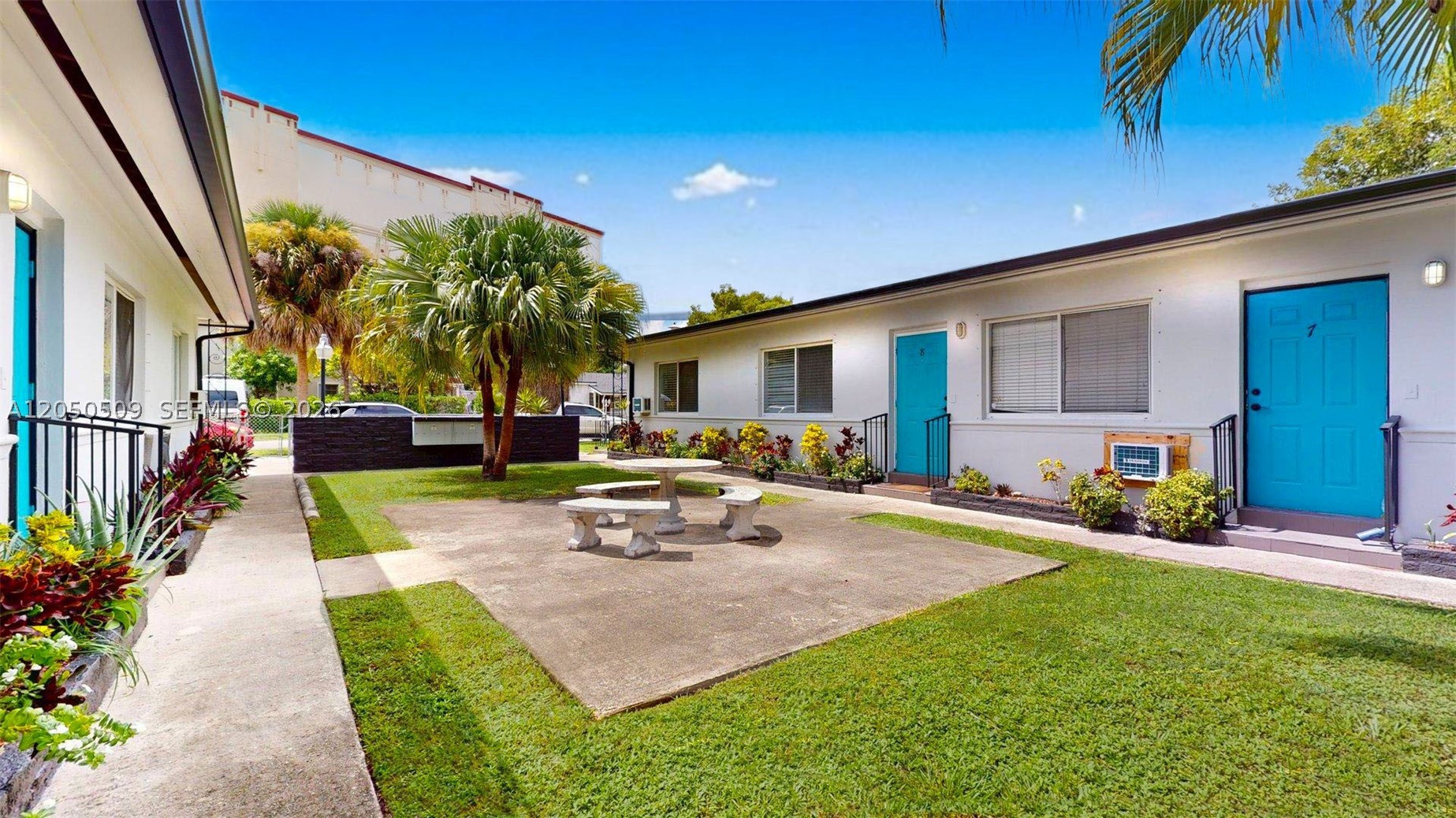 SILVER BLUFF EST SEC C - Residential Lease