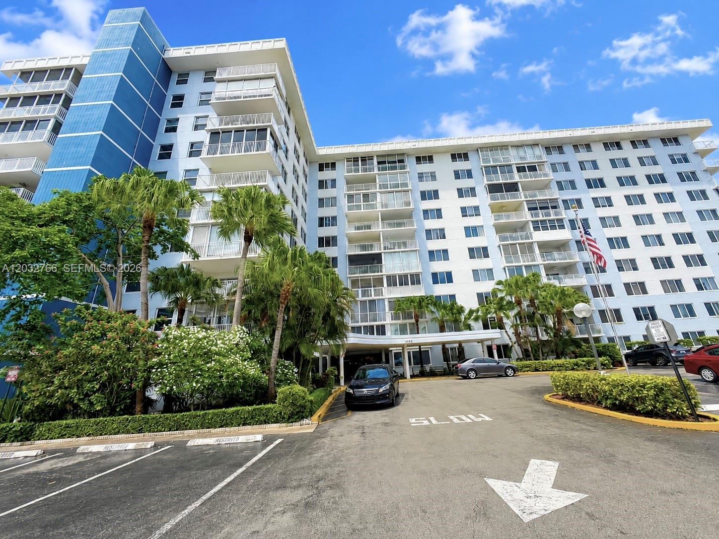 HILLCREST EAST NO 24 COND - Residential