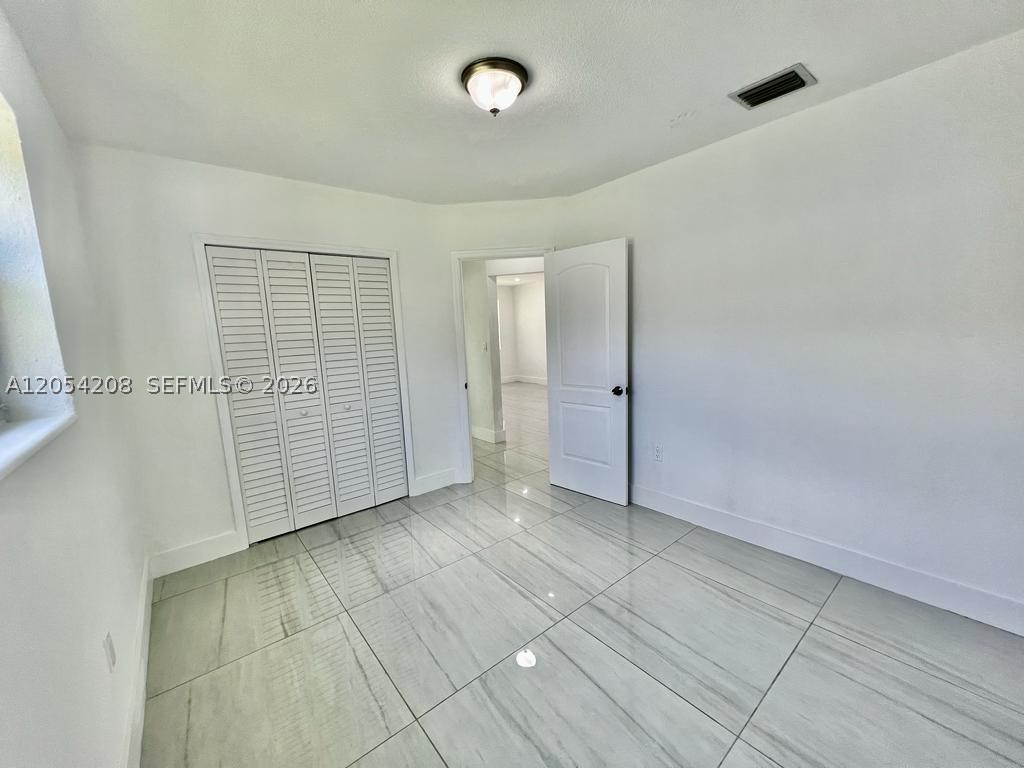 HUDSONS SUB - Residential Lease
