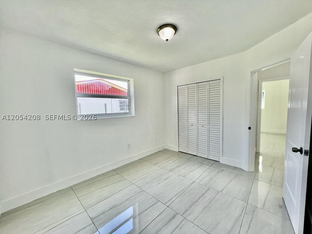 HUDSONS SUB - Residential Lease