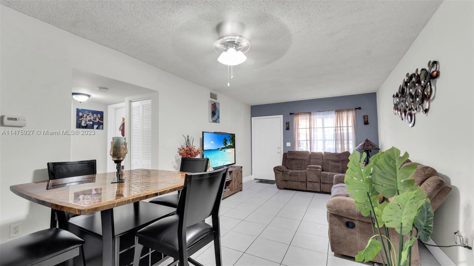 EL PRADO XVI CONDO - Residential
