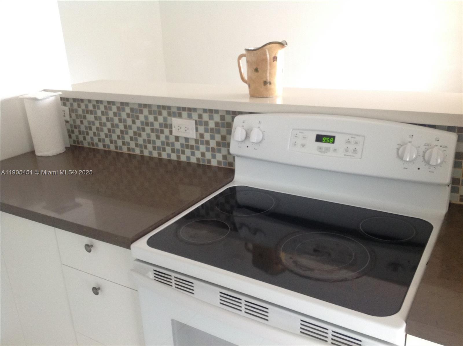 PELL MANOR CONDO - Residential