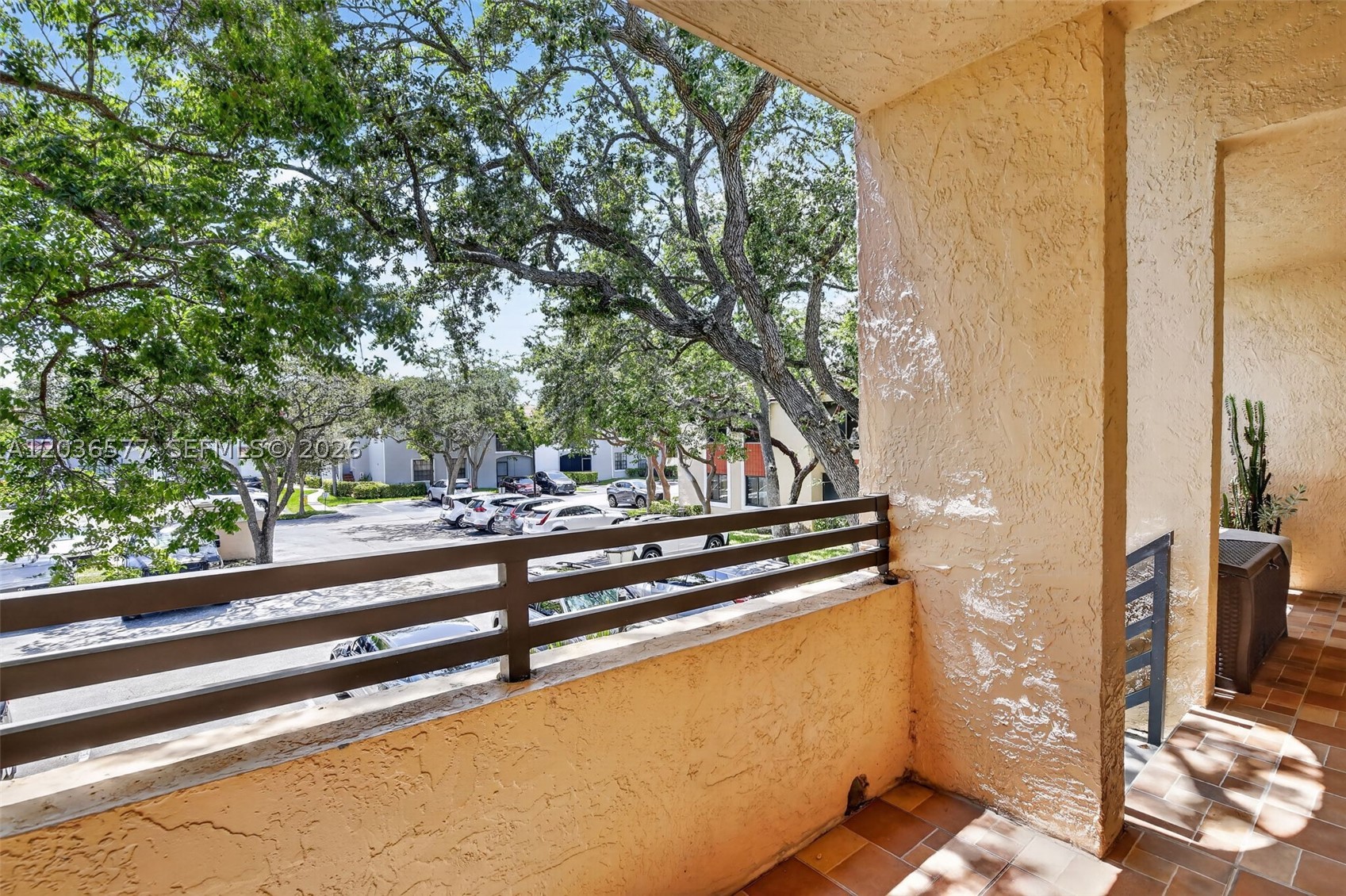 PIERPOINTE #5 CONDO #101 - Residential Lease