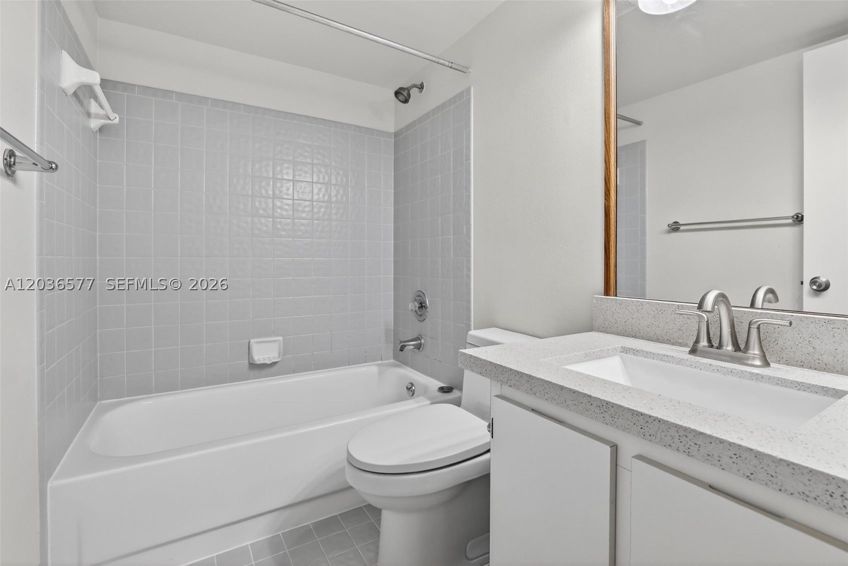 PIERPOINTE #5 CONDO #101 - Residential Lease