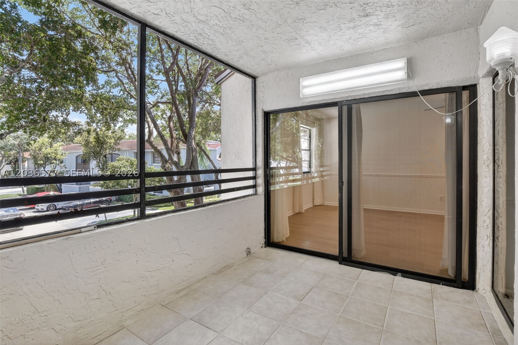 PIERPOINTE #5 CONDO #101 - Residential Lease