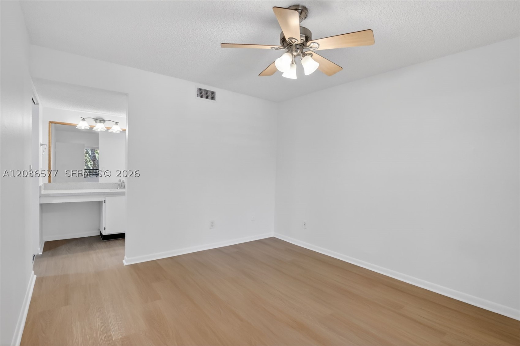 PIERPOINTE #5 CONDO #101 - Residential Lease