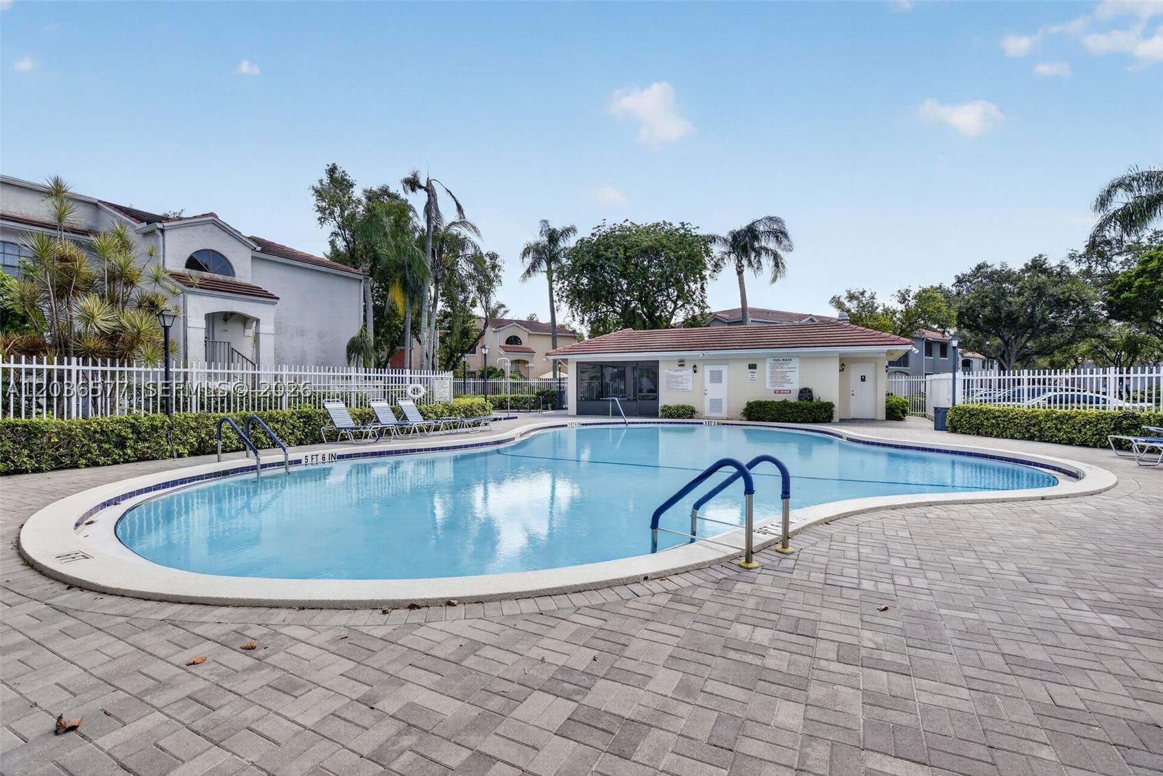 PIERPOINTE #5 CONDO #101 - Residential Lease