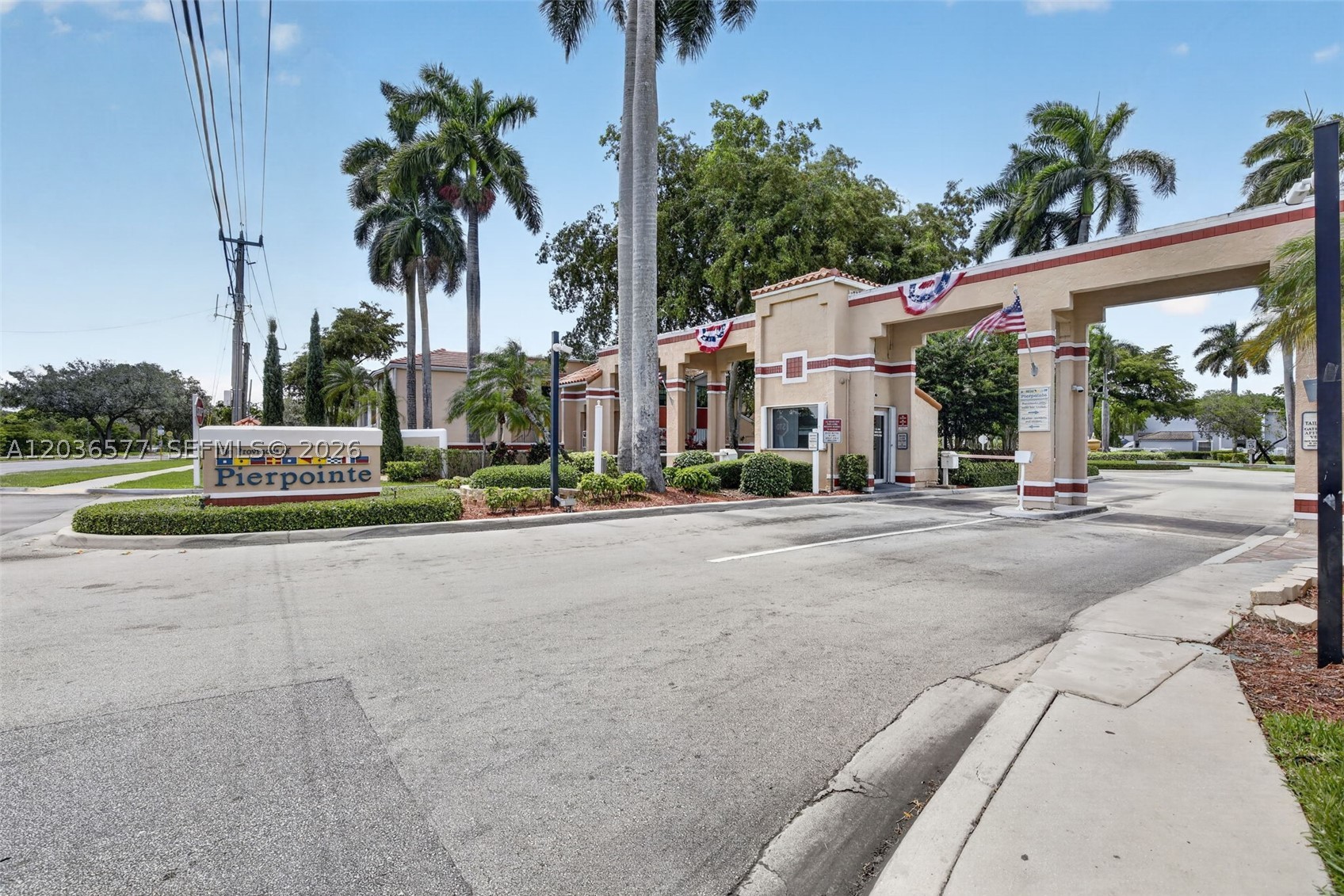PIERPOINTE #5 CONDO #101 - Residential Lease