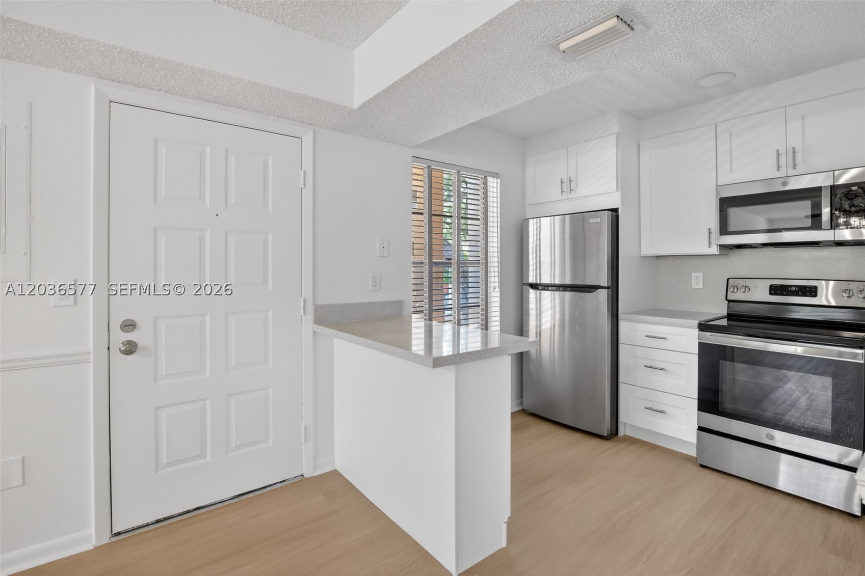 PIERPOINTE #5 CONDO #101 - Residential Lease