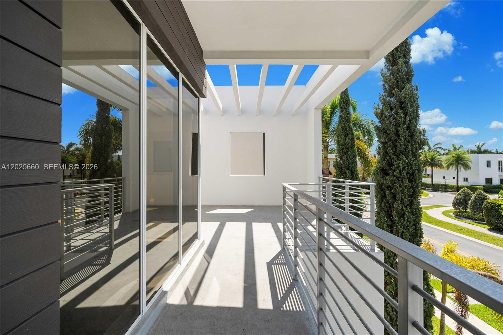 DORAL COMMONS RESIDENTIAL - Residential