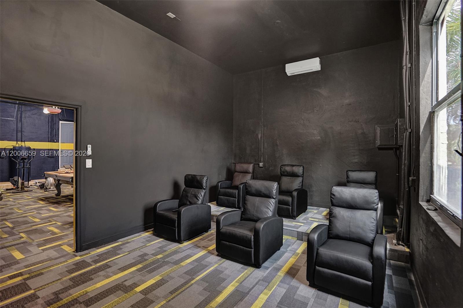 CHAMBERS LAND CO SUB NE1/ - Residential