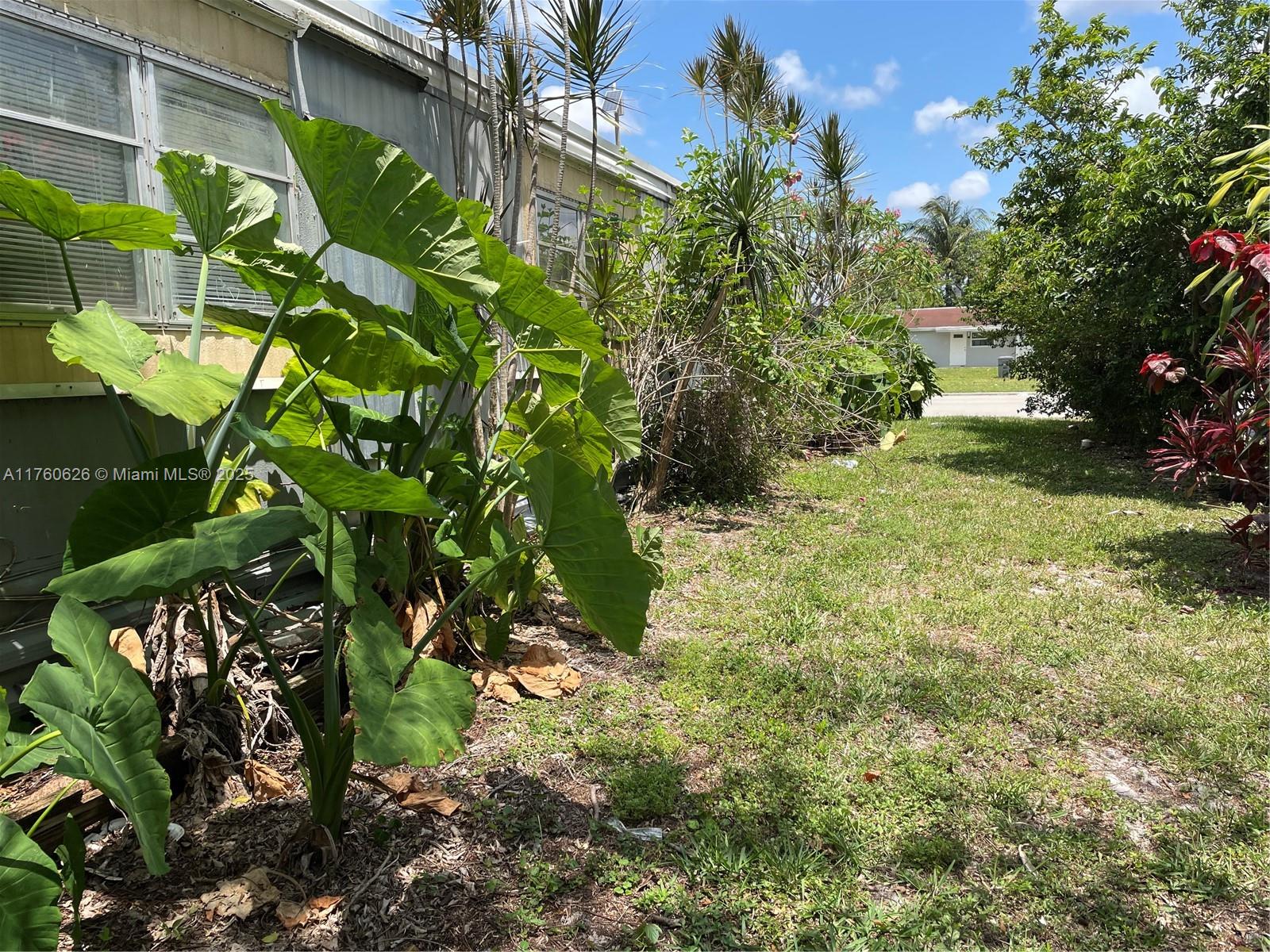 SANDALFOOT COVE SEC 1 - Residential Lease