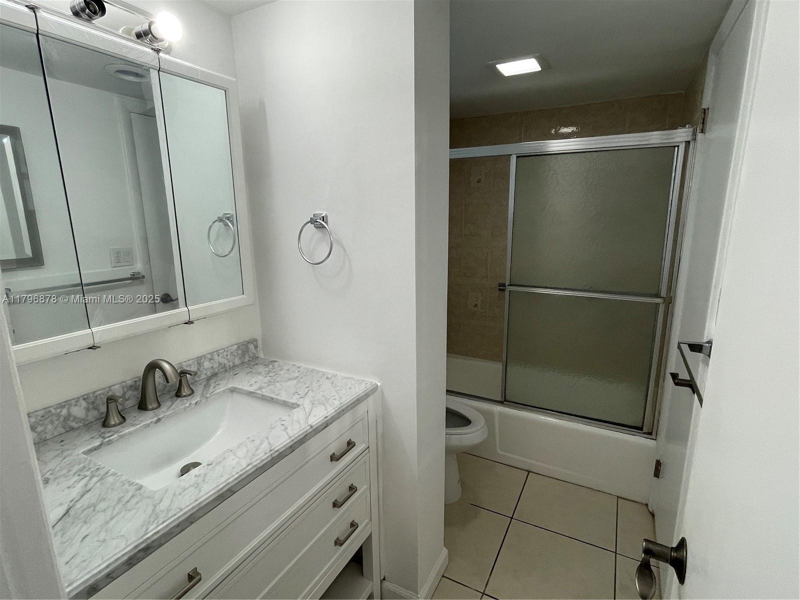 EDEN ISLES CONDO NO 7 - Residential