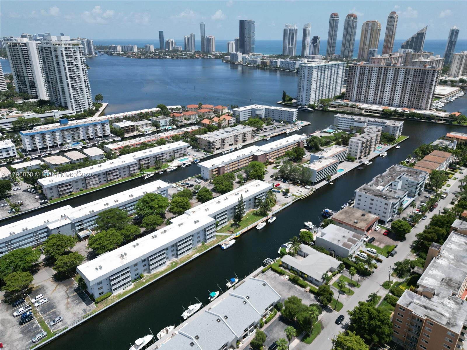EDEN ISLES CONDO NO 7 - Residential