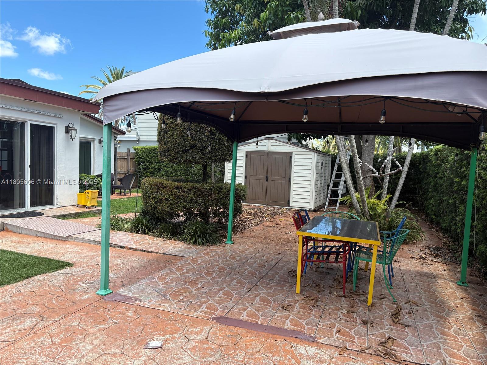 BOULEVARD HEIGHTS SEC 2 4 - Residential Lease