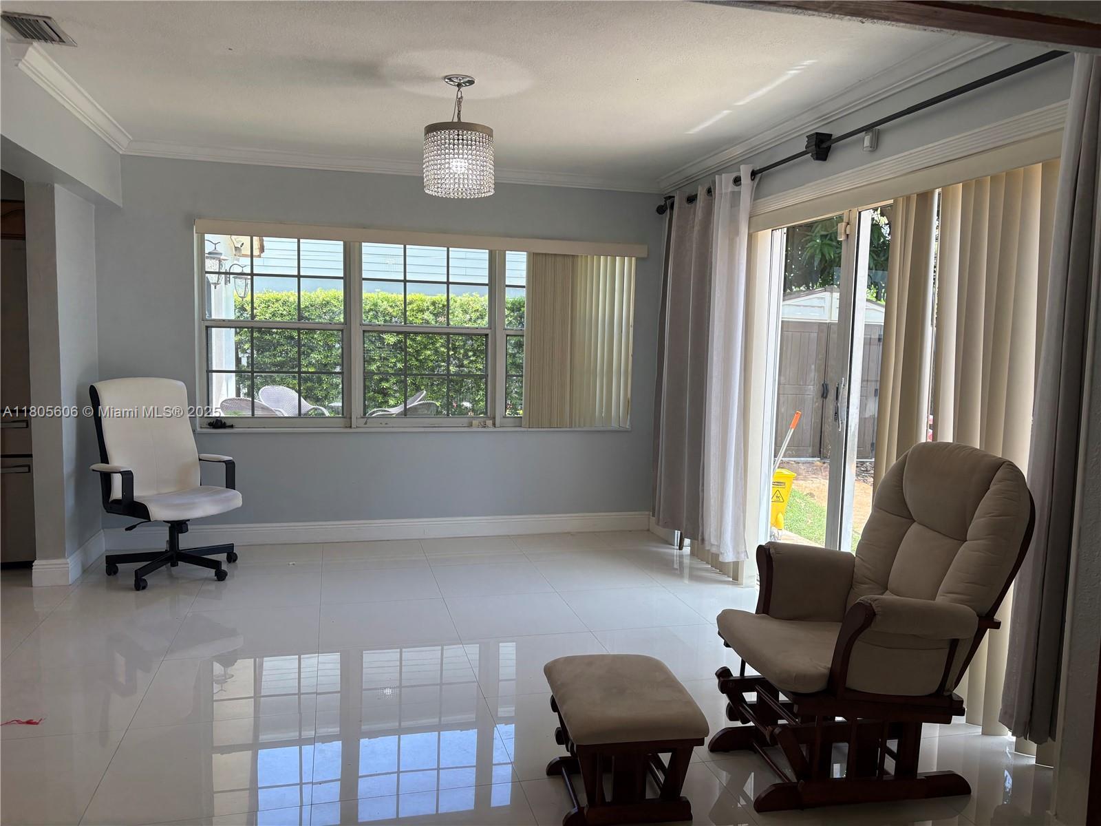 BOULEVARD HEIGHTS SEC 2 4 - Residential Lease