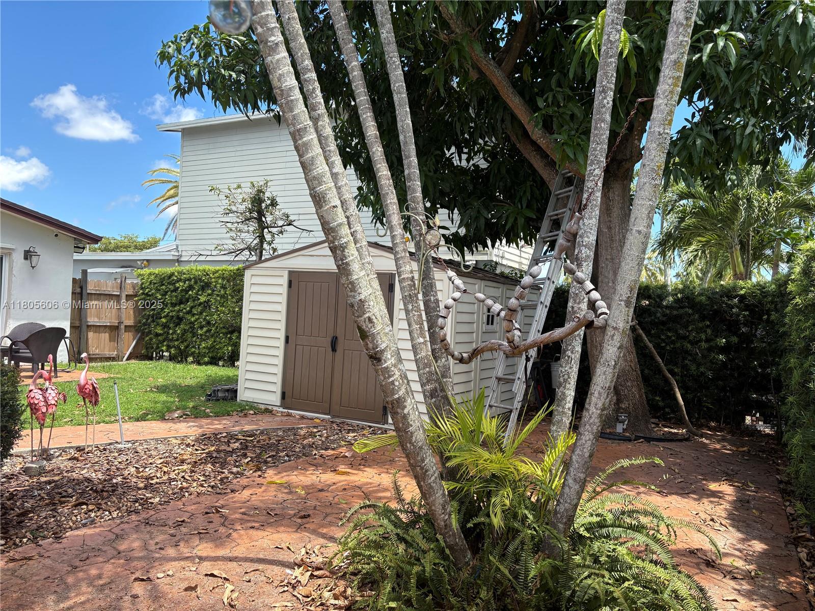 BOULEVARD HEIGHTS SEC 2 4 - Residential Lease