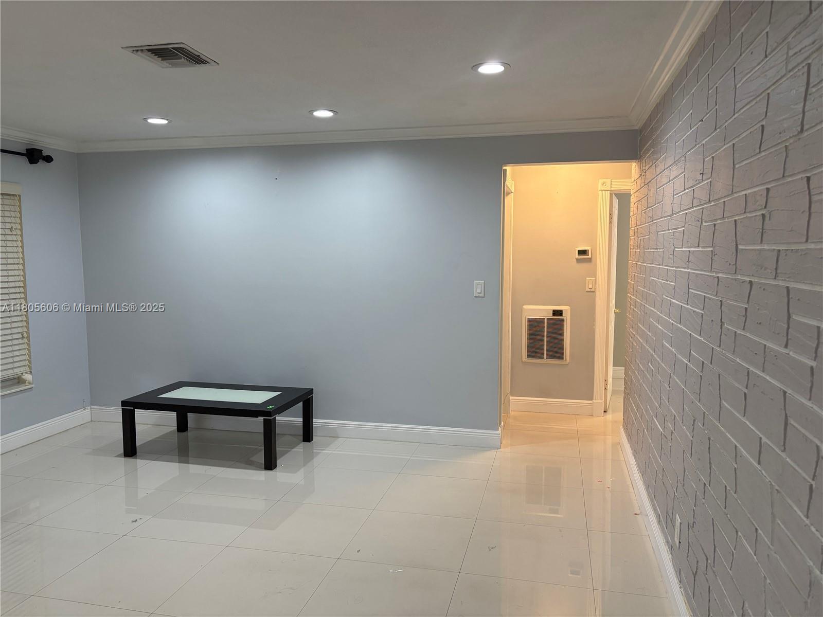 BOULEVARD HEIGHTS SEC 2 4 - Residential Lease