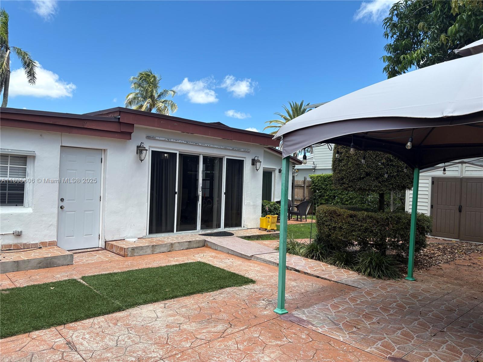 BOULEVARD HEIGHTS SEC 2 4 - Residential Lease