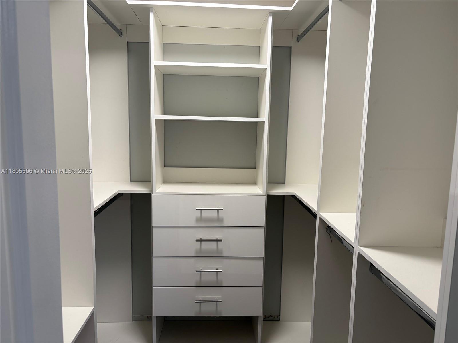 BOULEVARD HEIGHTS SEC 2 4 - Residential Lease