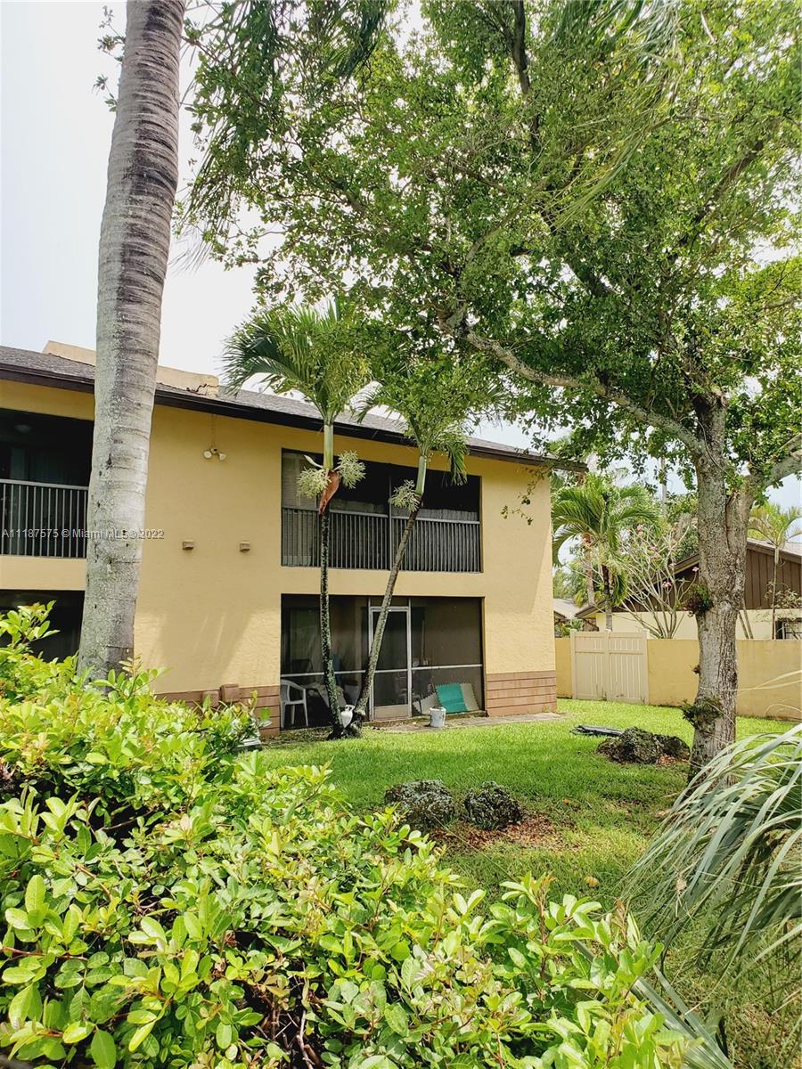 WOODLAKE ISLES NORTH CONDO - Residential