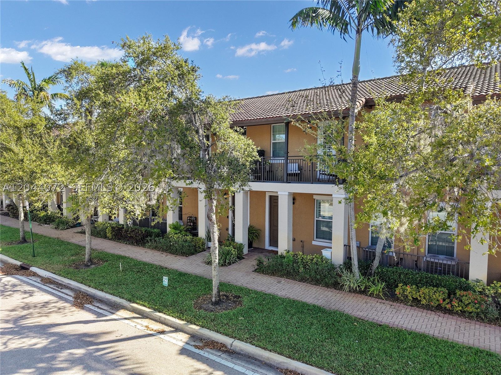 MEADOW PINES - Residential Lease