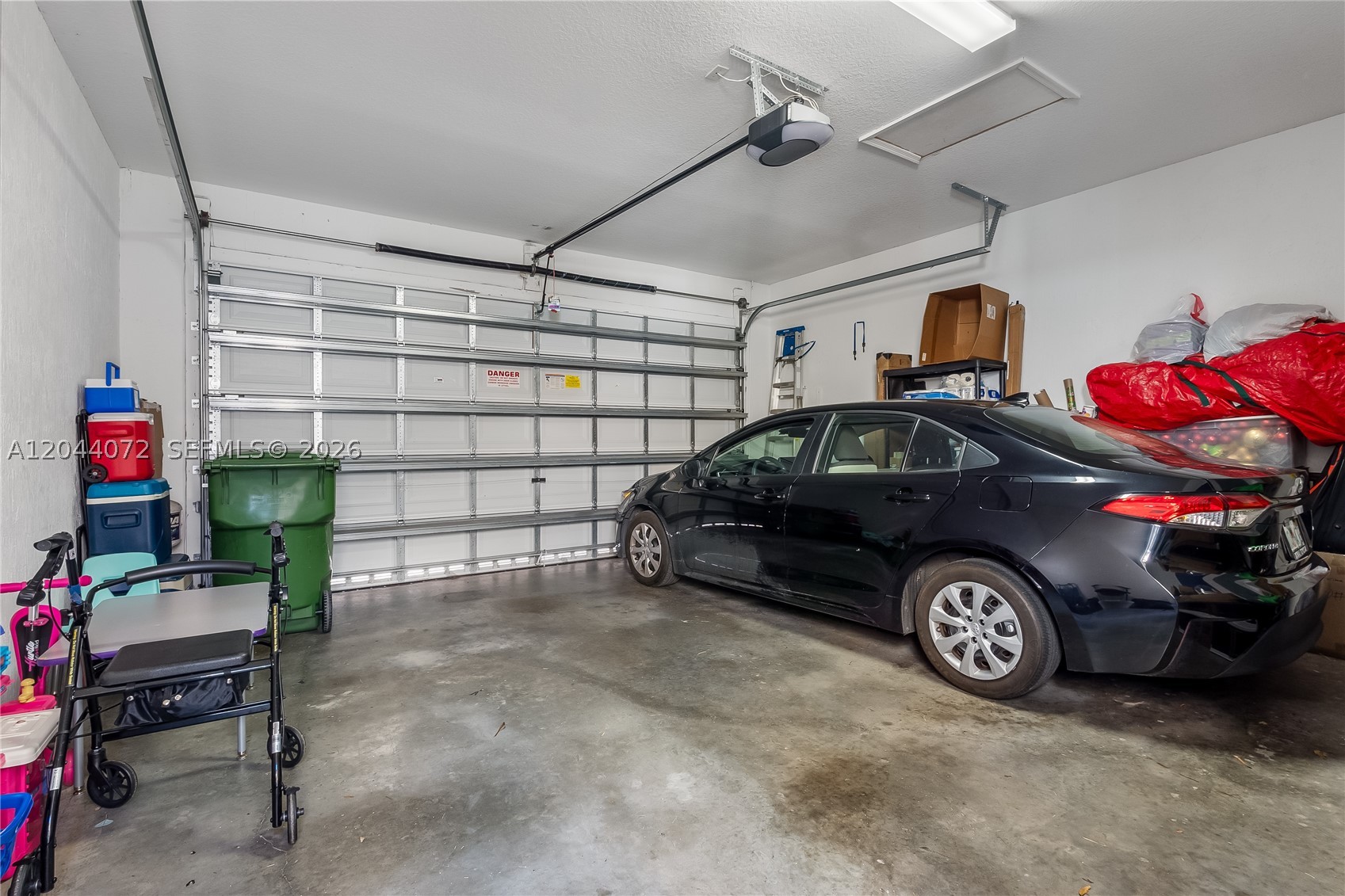 MEADOW PINES - Residential Lease