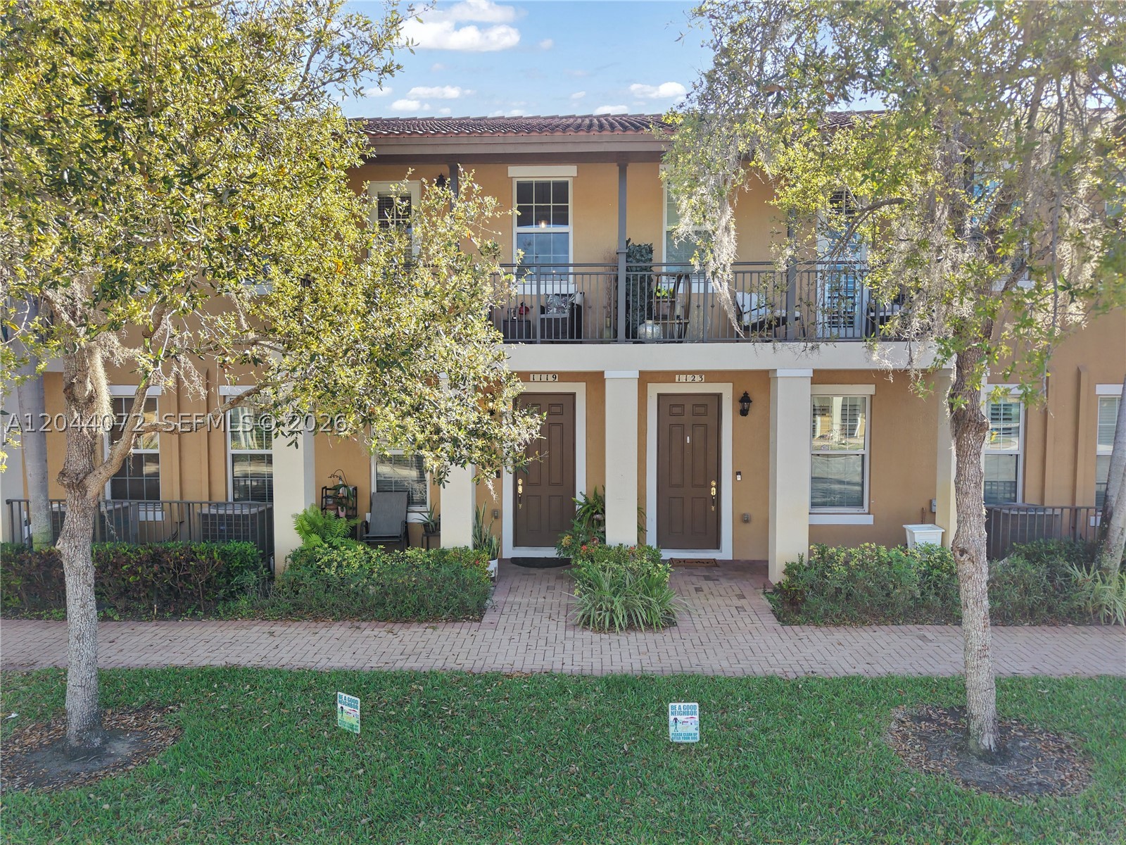 MEADOW PINES - Residential Lease