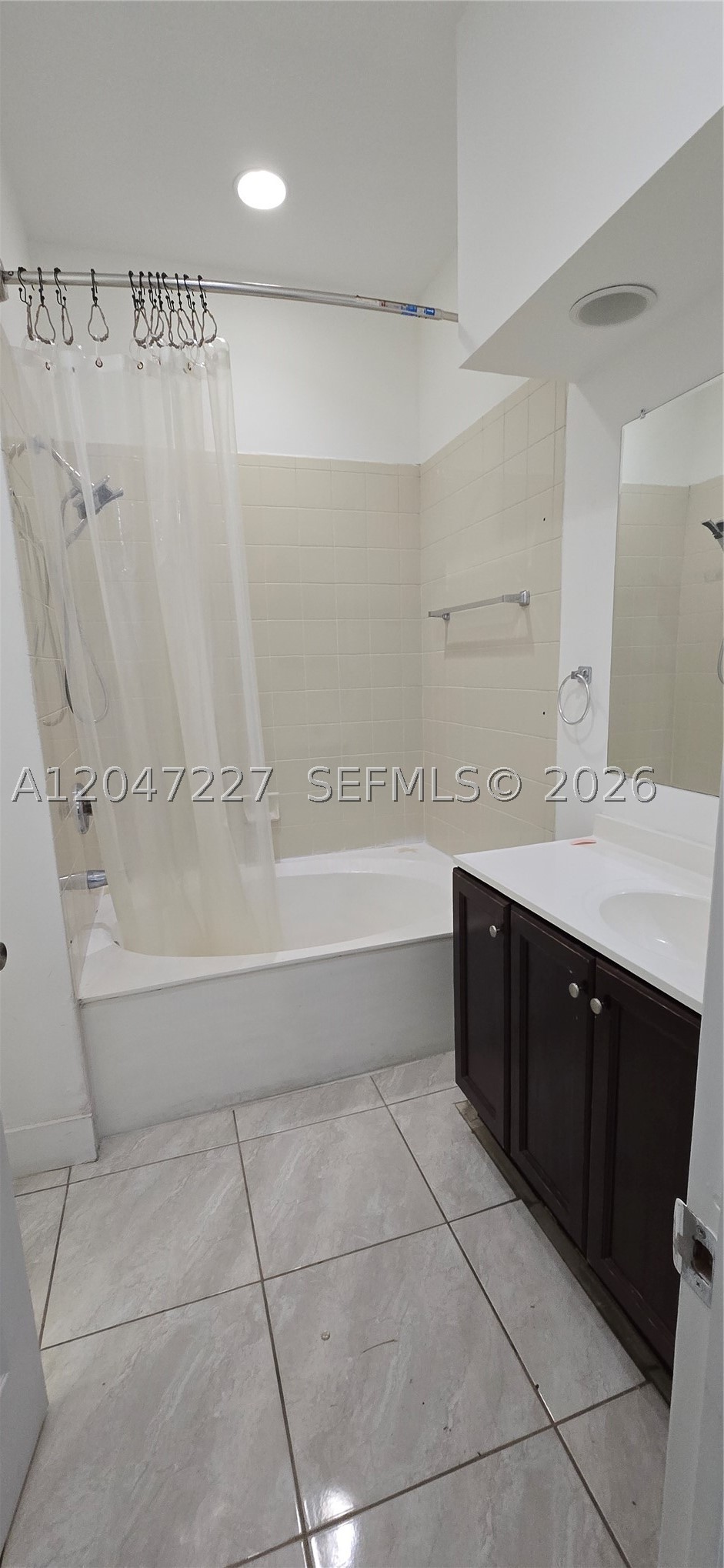 SPICEWOOD SUB - Residential Lease