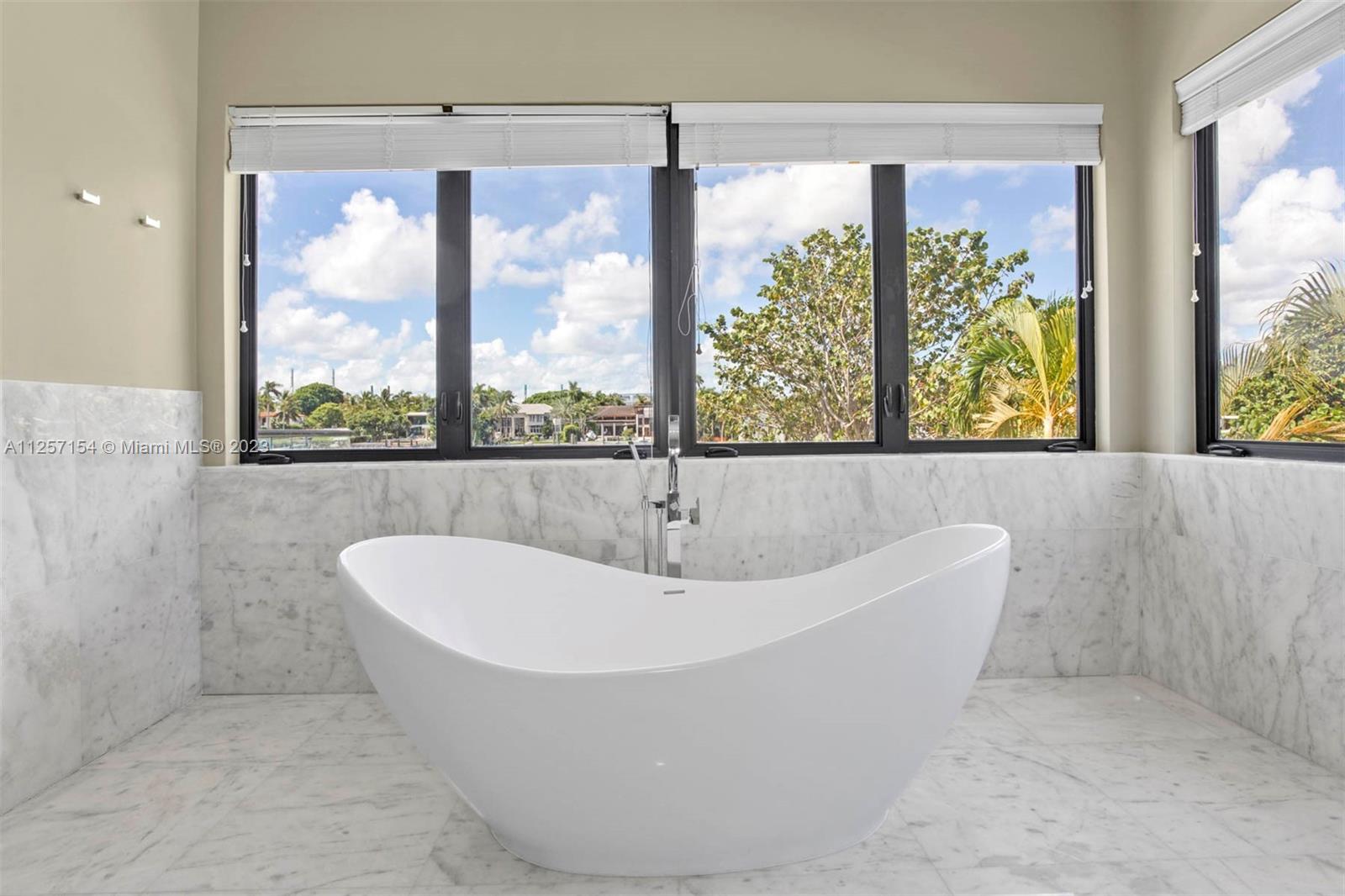 HIBISCUS ISLAND - Residential