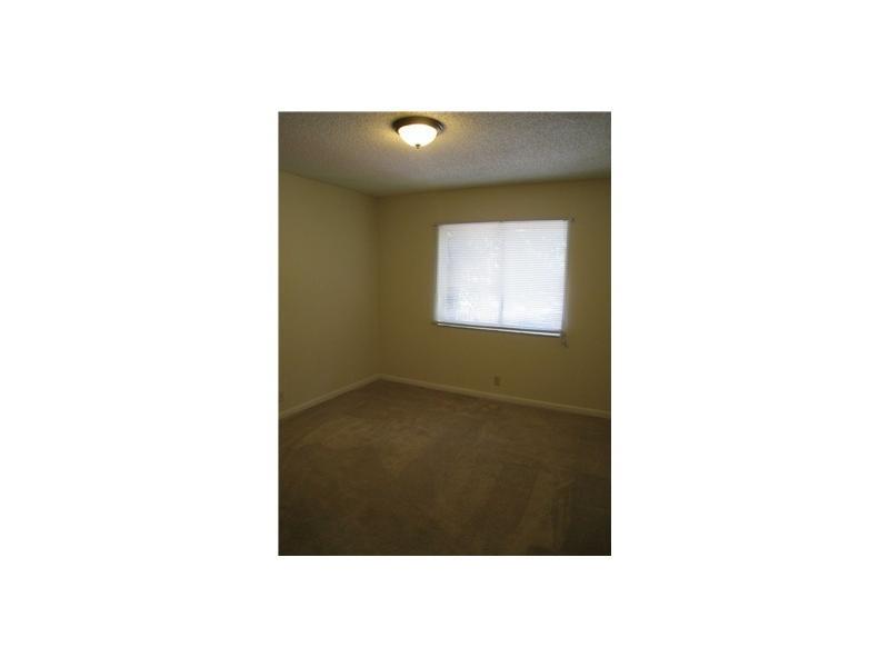 PARADISE COVE - Residential Lease